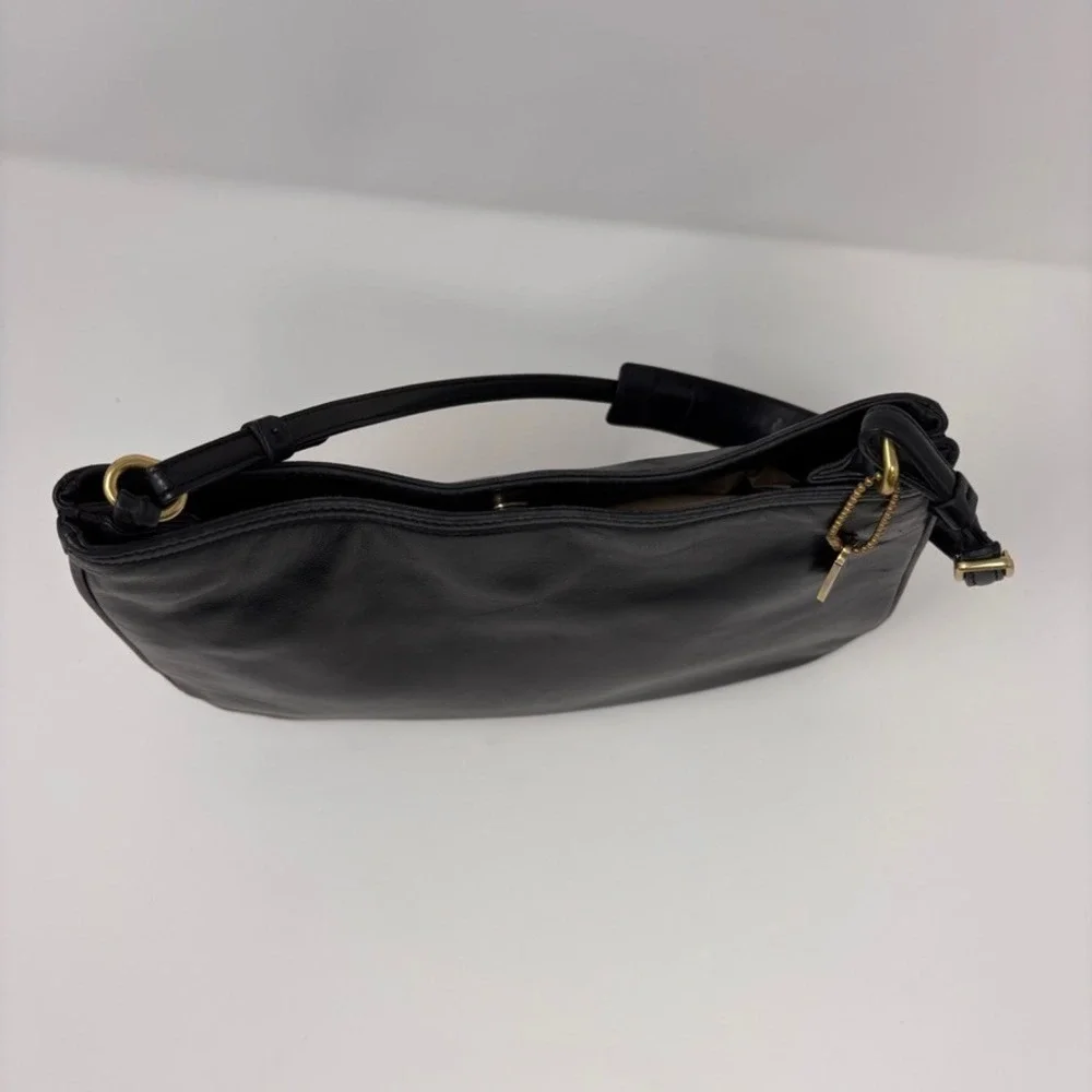 Vintage Coach Ashton Slim Purse Black Leather Shoulder Metal Hang Tag 8165